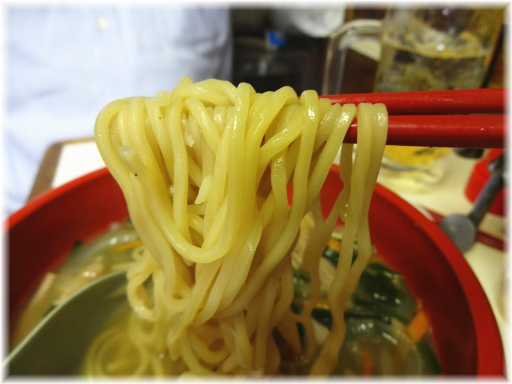 中華三陽 チンチン麺の麺