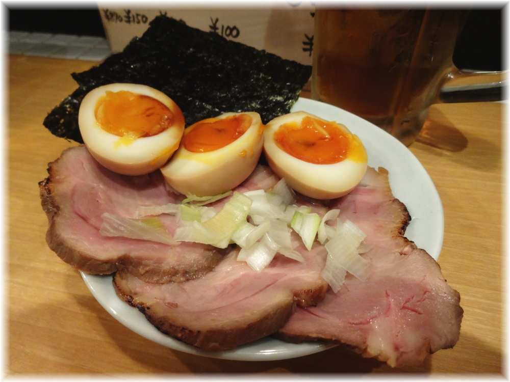 ラーメン凪煮干王ゴールデン街店別館 味玉チャーシュー盛り