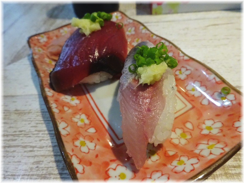 中華そば四つ葉2 マグロとイワシ