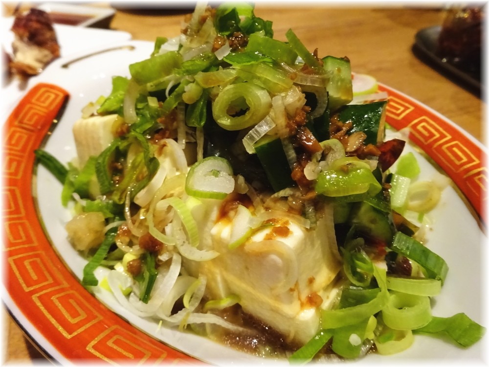 タイガー餃子会館 ピータン豆腐