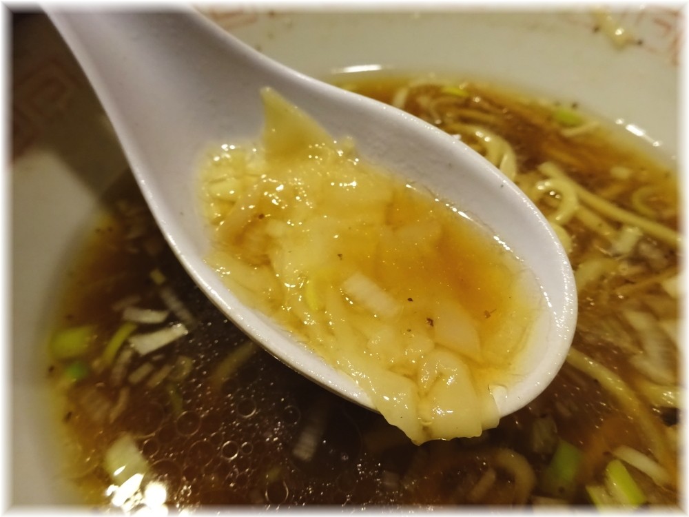 名物屋 ワンタン