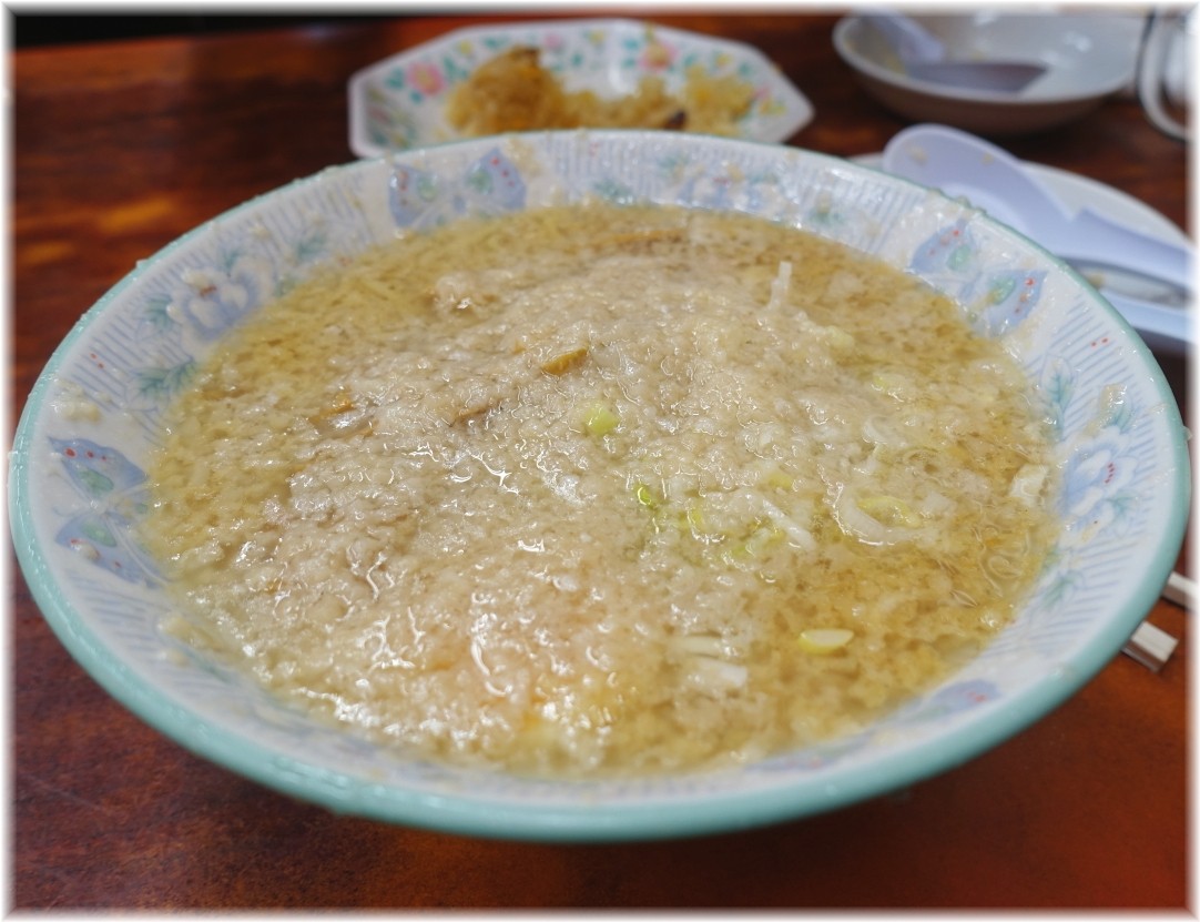 土佐っ子ラーメン2 土佐っ子ラーメン(背脂多め)