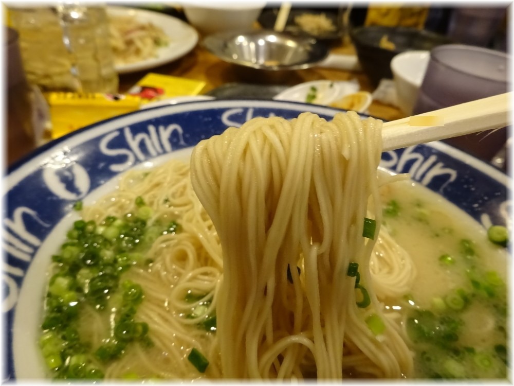 ShinShin2 ラーメンの麺