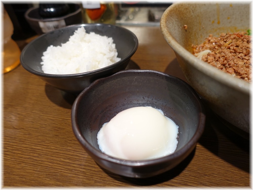 山椒家 温玉と小ライス