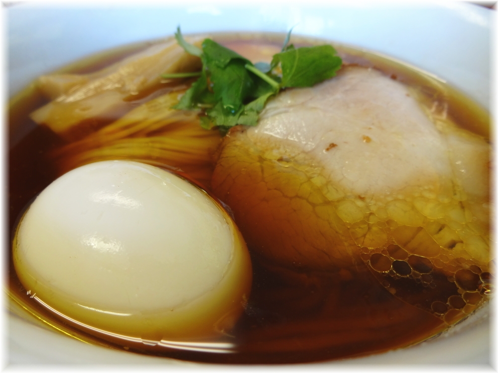 飯田商店3 醤油らぁ麺の具