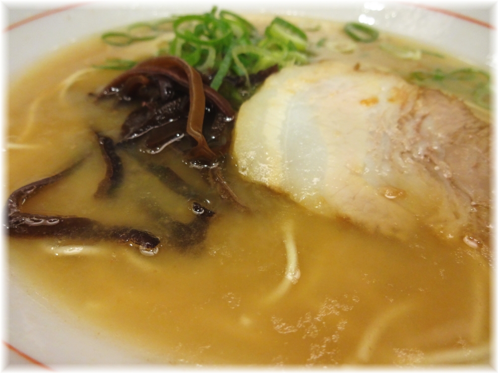 博多ラーメンふくちゃん ふくちゃんらぁめんのスープ
