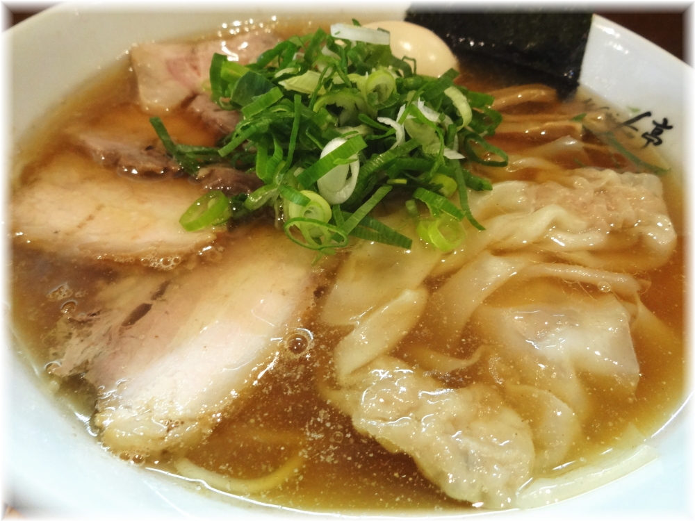 ShiNaChiKu亭 特らーめん(醤油)の具