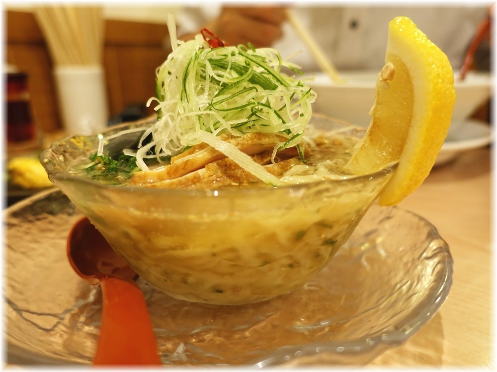 大喜9 冷やしとりそば2018の横