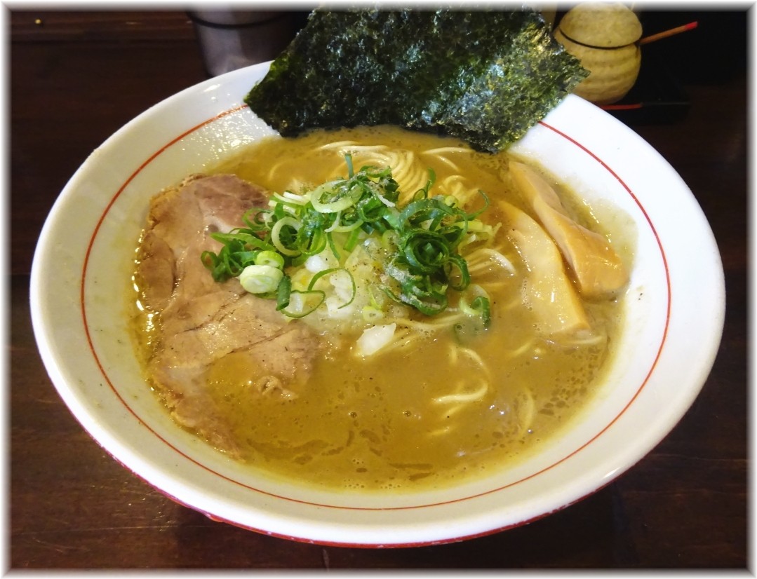 いりにぼ 極濃厚煮干そば