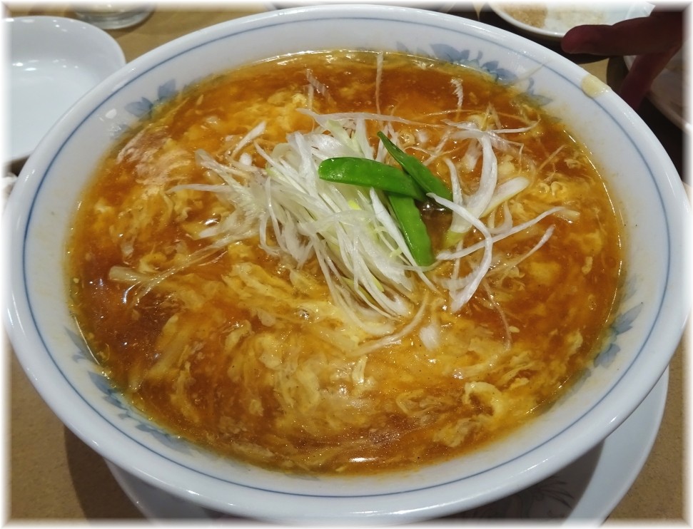 胡弓原宿店 酸辣湯麺