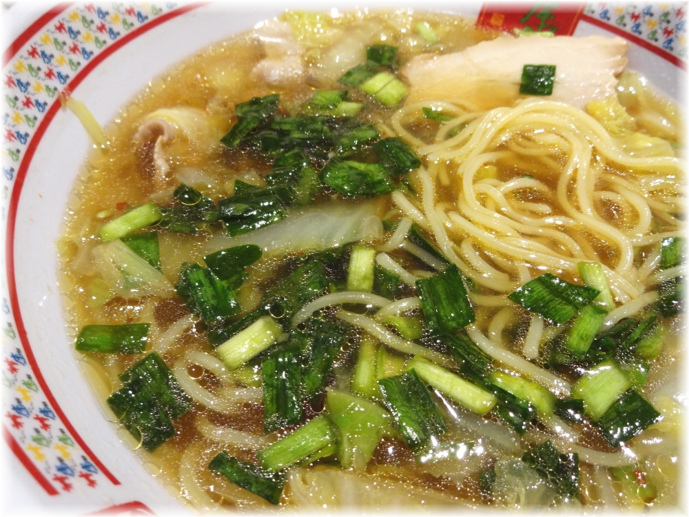 神座 煮玉子ラーメンにニラ薬味