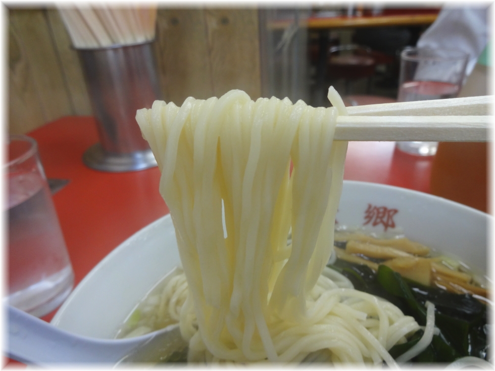老郷宝町店 タン麺の麺