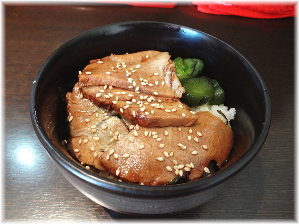 きたくり家 ミニチャーシュー丼