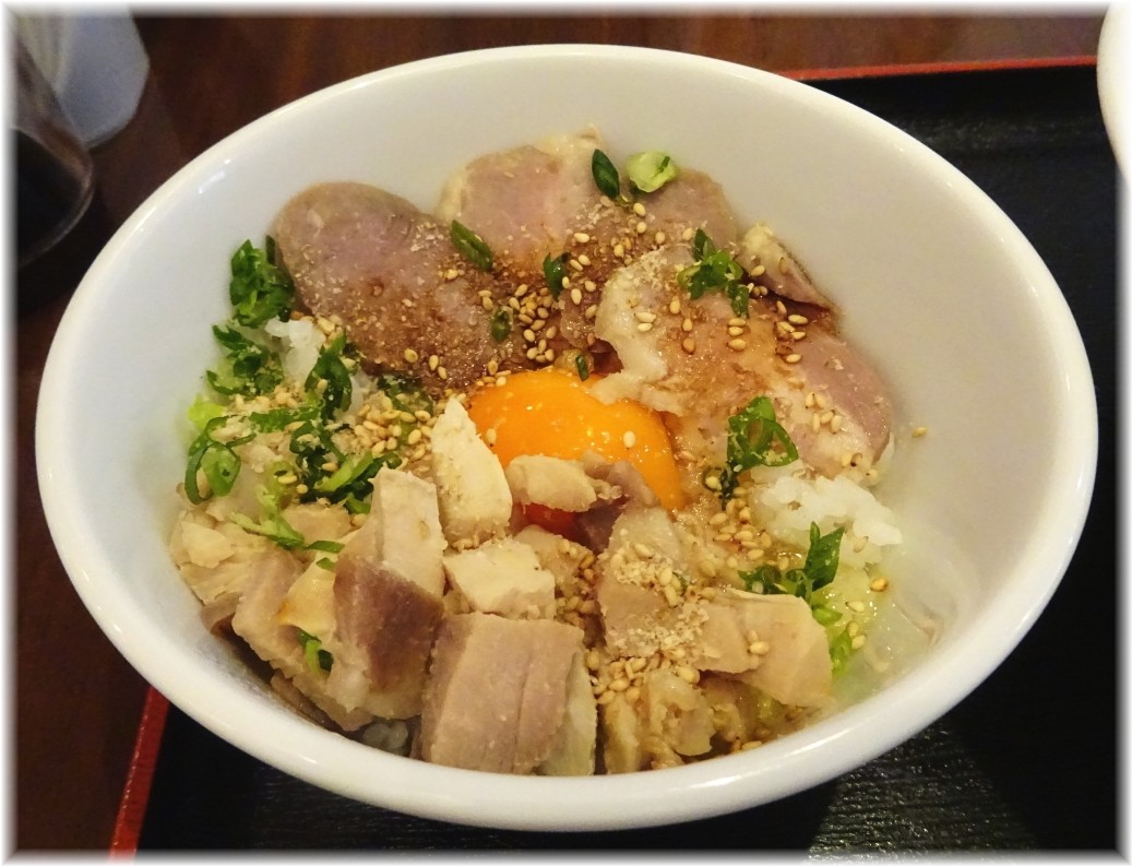 田家ふくふく 玉子かけちゃーしゅー丼