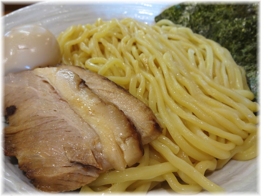 神勝軒 特製つけめんの具と麺