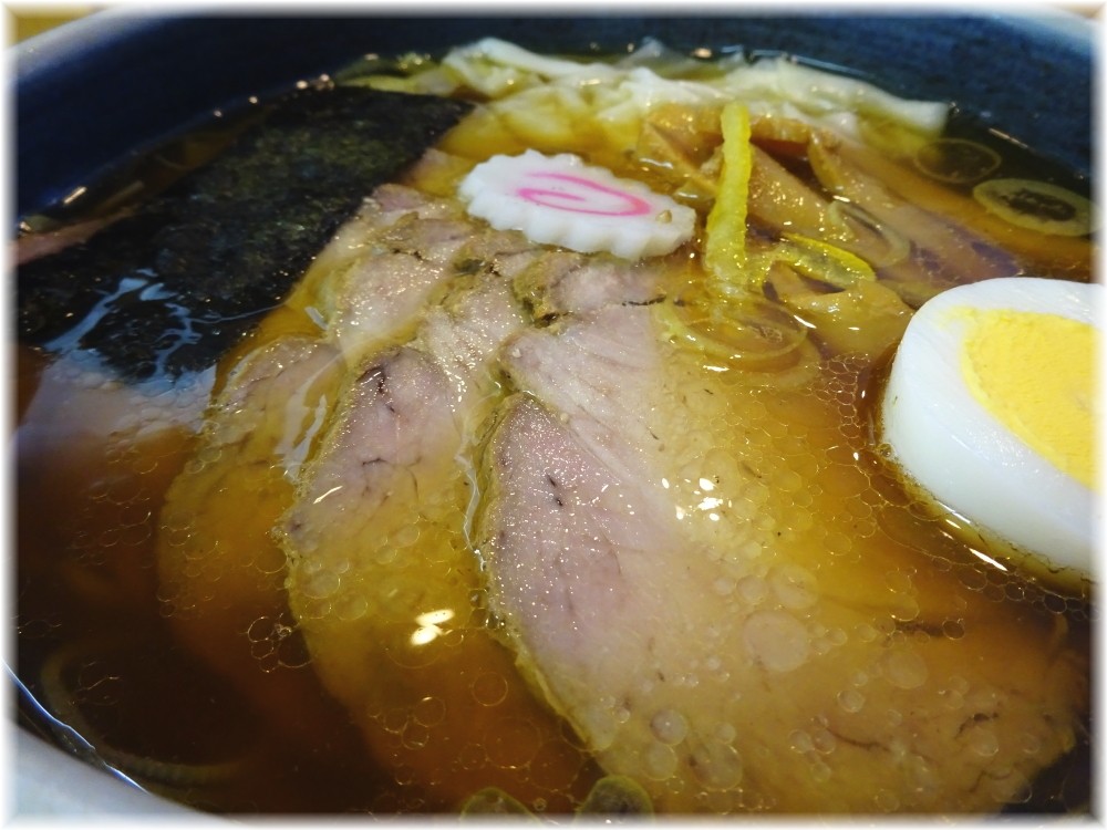 大宮大勝軒 チャーシューワンタンメン(小)の具