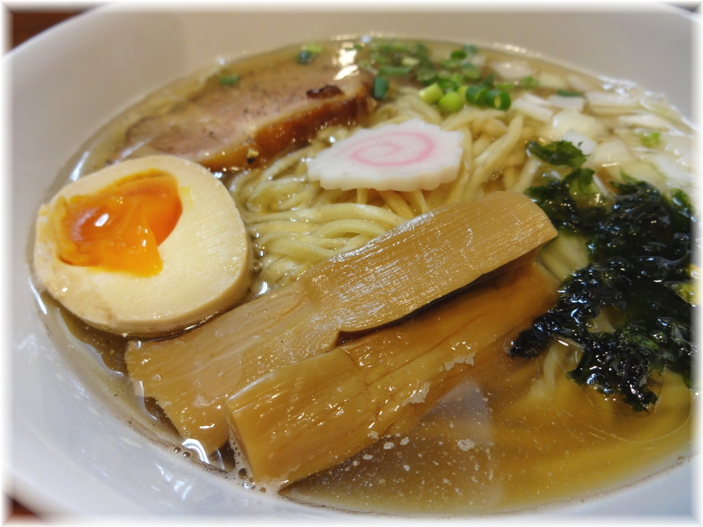 びぎ屋 鯵薫る煮干醤油らーめんの具