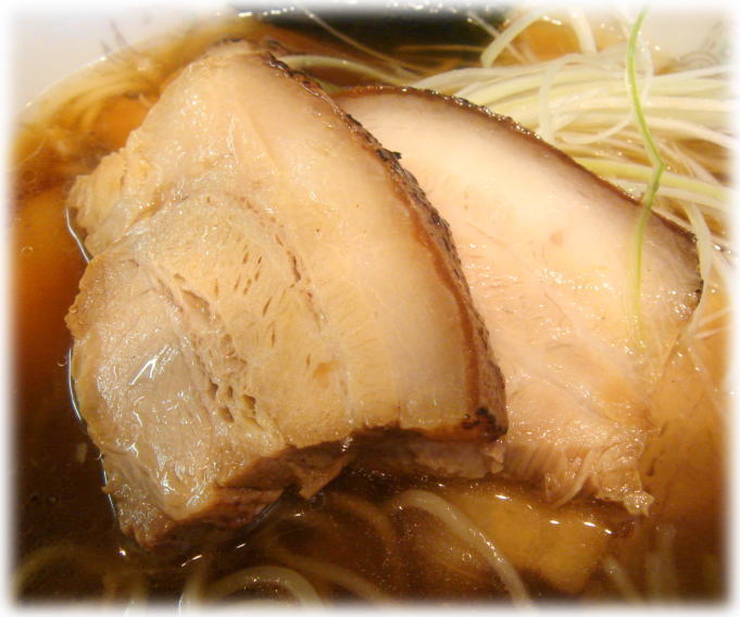 味の萬楽 皮付きチャーシュー