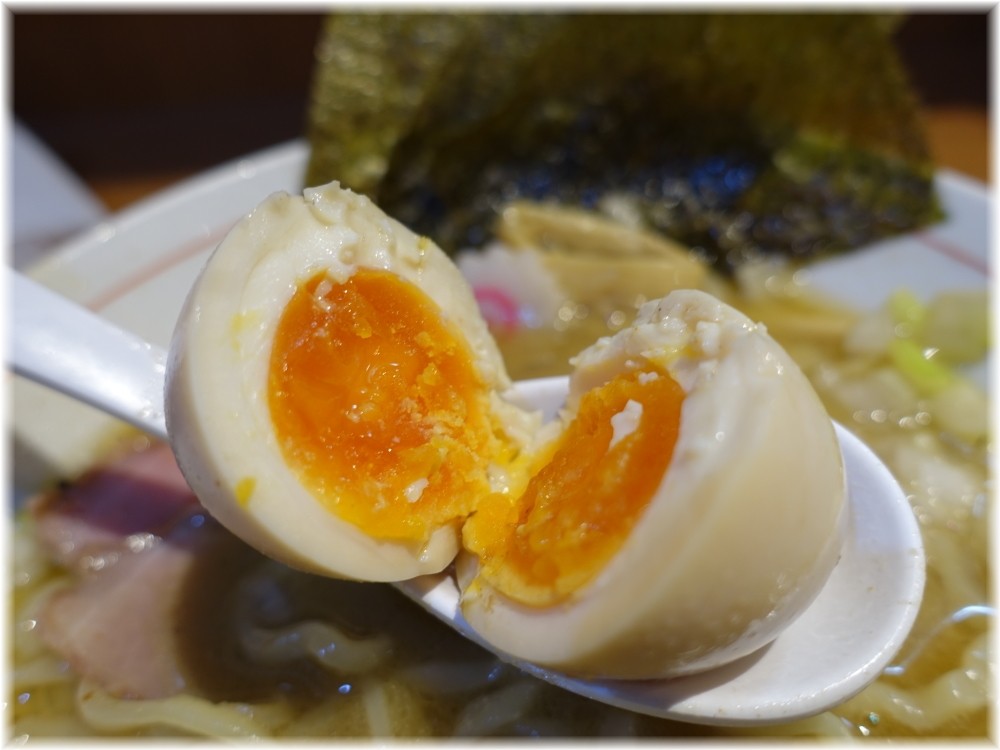鈴蘭中野店 特製濃厚煮干そばの味玉