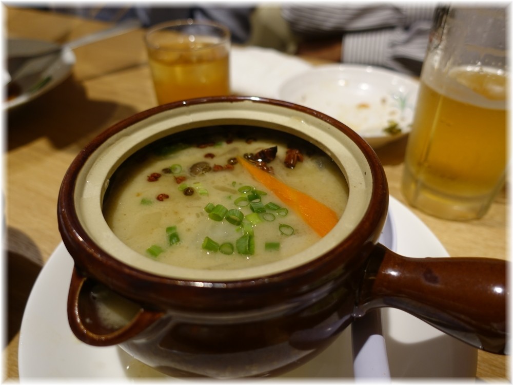 辰池袋南口店 羊のホルモン煮込み土鍋