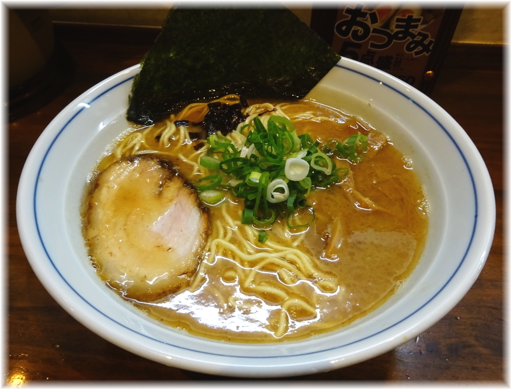 むらさき山 中華そば