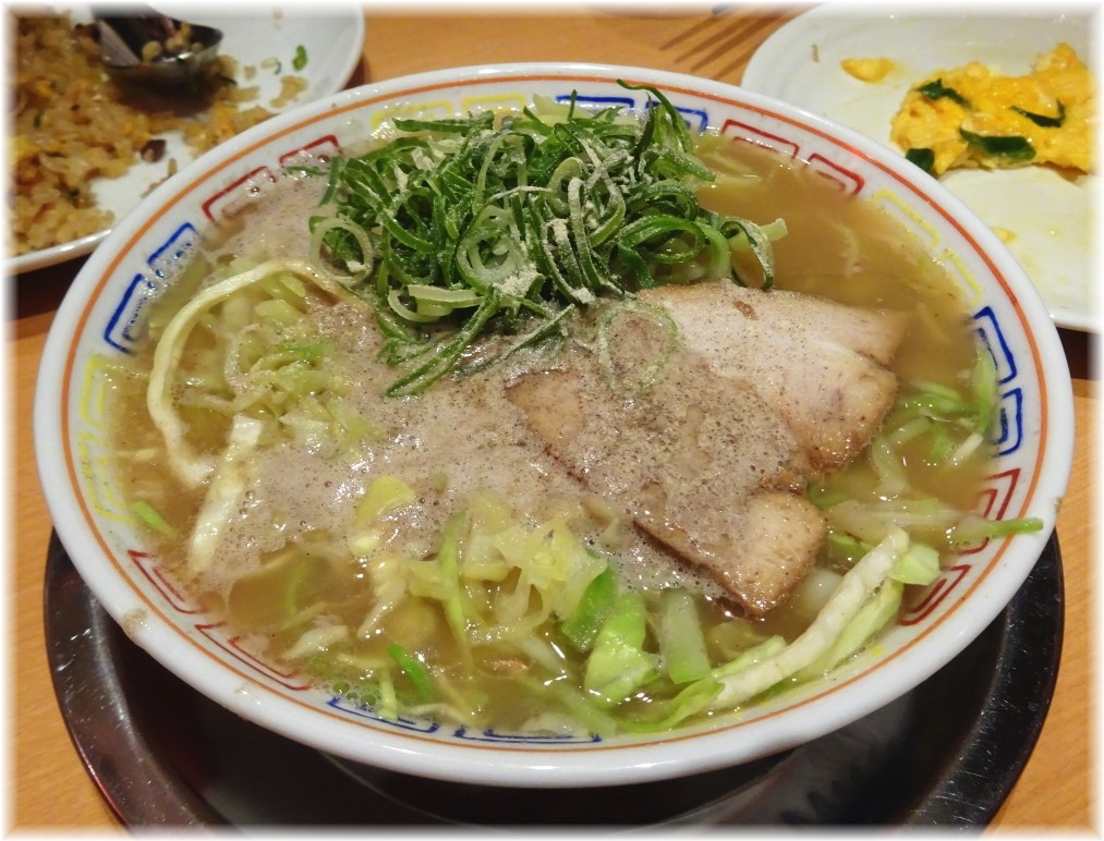 秀ちゃんらーめん赤坂 ラーキャベ