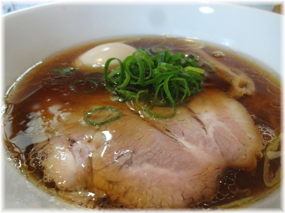 星印 味玉入り醤油ラーメンの具