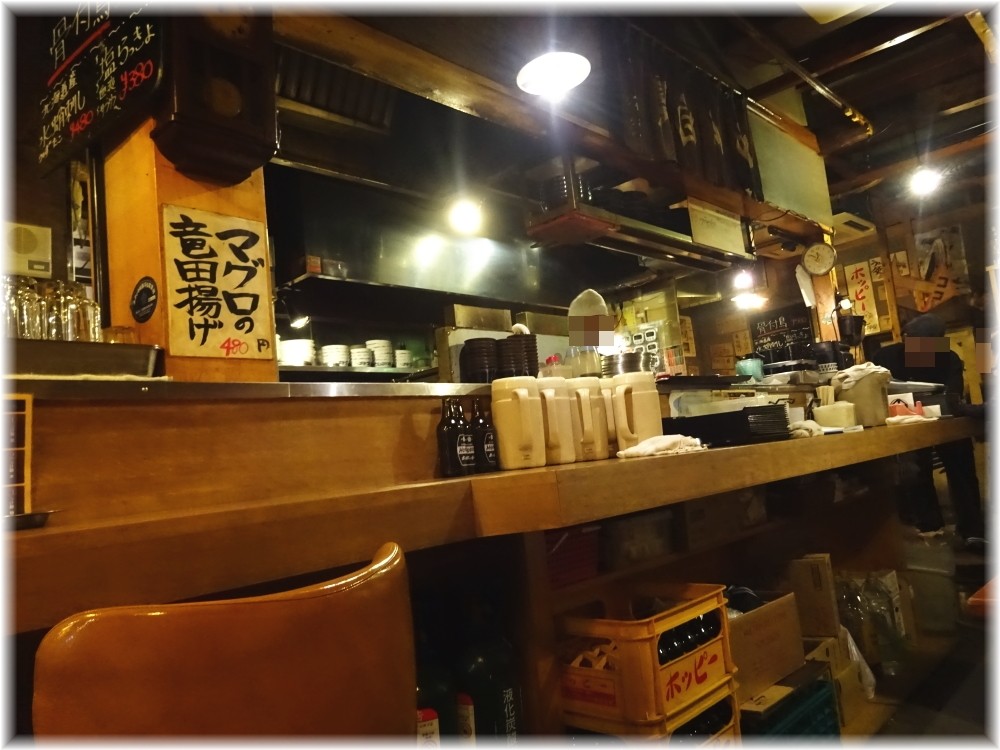 大衆ラーメン酒場桔梗 店内