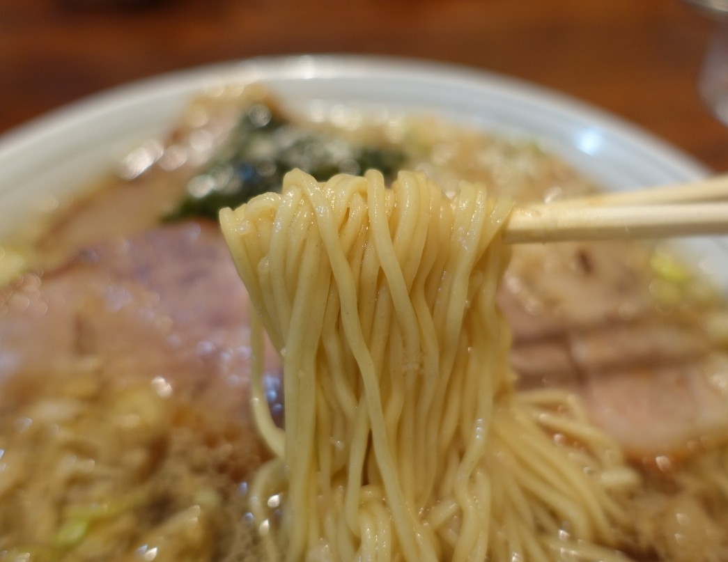 香雅 チャーシュウメンの麺
