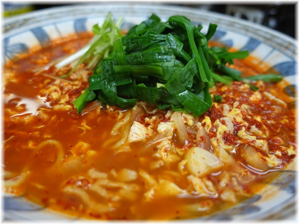 南ばん亭 南ばん麺ニラ入りの具