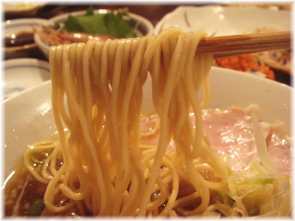 金町製麺 煮干らーめんの麺