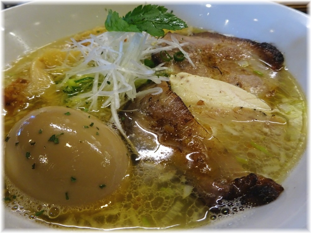 こむぎ 塩味玉中華そばの具
