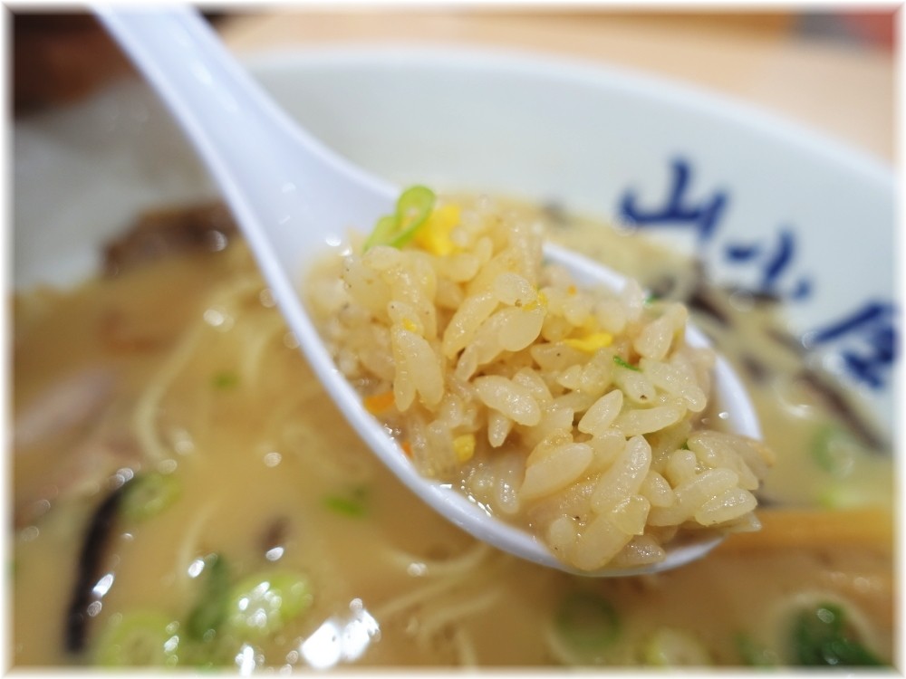 山小屋デオシティ新座店 半焼飯2