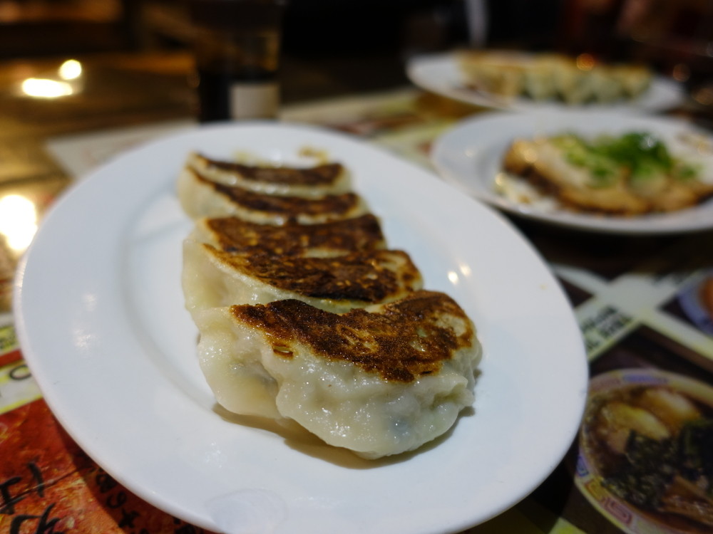 石川家2 餃子