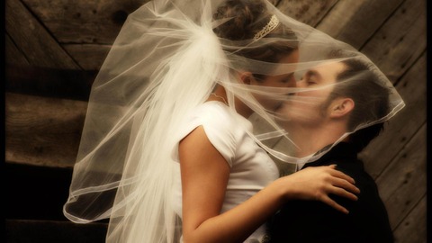 Wedding-Kiss-Photos-Ideas-HD-Wallpaper