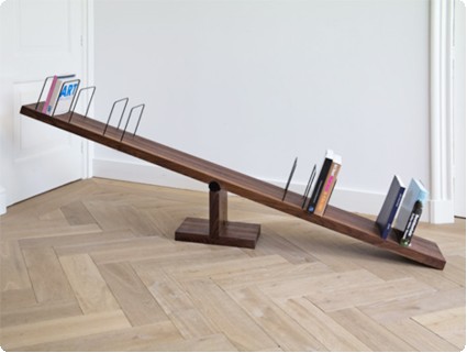 Saw-Bookshelf ���Ū���ɤ���ܤη������ɤ߼�����ê