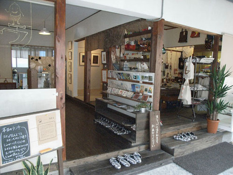 コナラさん 店内