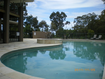 Pool 002