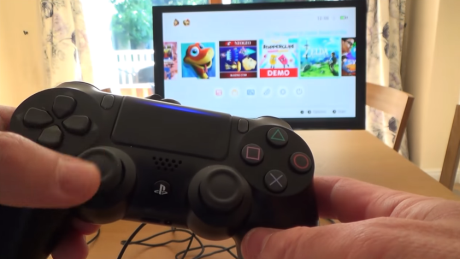 ニンテンドースイッチ-PS4コントローラー