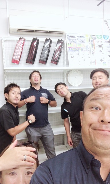 EB59E503-5328-4E3D-8123-457B32C47891