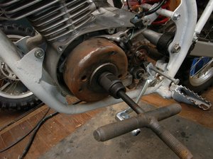 エイプジェネレータ 友人所有エイプのカスタム作業をお手伝い#1【全波整流化と