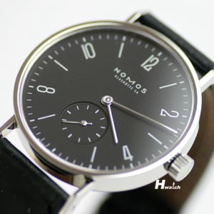 ノモス（時計） タンジェント 黒 生産終了の金色プレート搭載モデル 