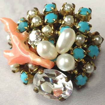 ラインストーンのアクセサリー