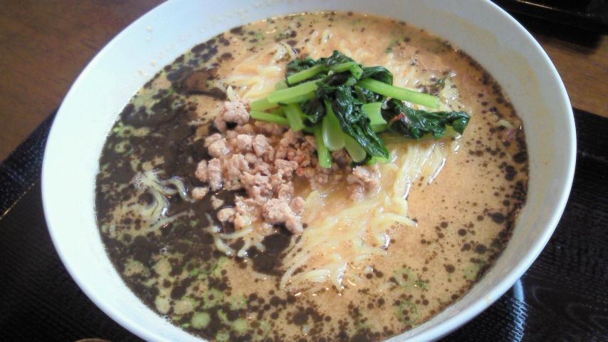 黒ゴマ坦々麺
