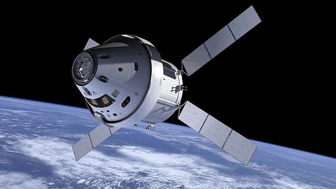 800px-Orion_with_ATV_SM