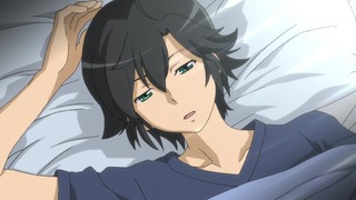 607