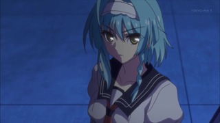 613