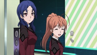 cap (233)