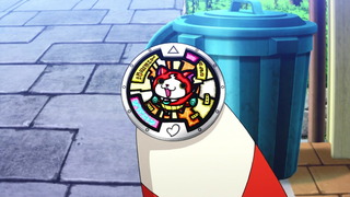 cap (210)