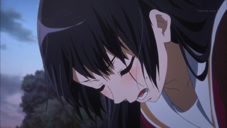 842